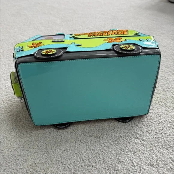 Dolls Kill Neon Lime Interior Handbag - Bright Green Lining - Picture 8 of 9